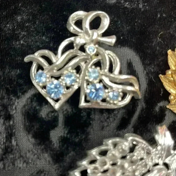 Vintage antique pins. 11 total. - Picture 4 of 7